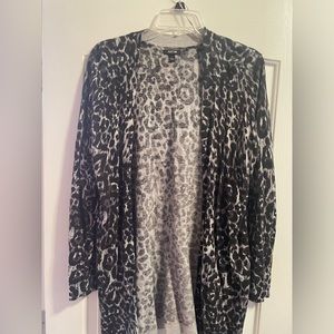 Cute light weight leopard print sweater